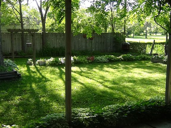 3rd image of 104 7th Avenue Ct NE