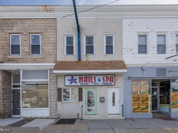 117 S Pavilion Ave, Riverside, NJ 08075