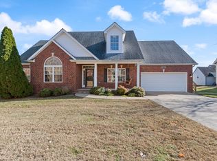 1220 Chapmans Retreat Dr, Spring Hill, TN 37174
