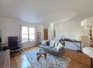 20-37 26th St #1FUP, Astoria, NY 11105