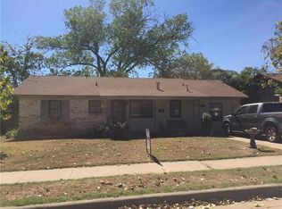 712 E Mission St, Crowley, TX 76036
