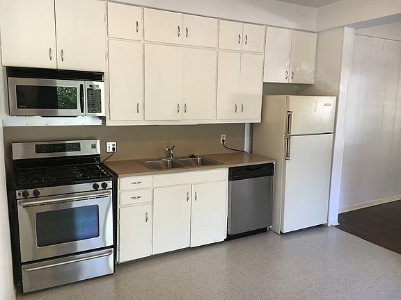 5th image of 1501 W 9th St APT A