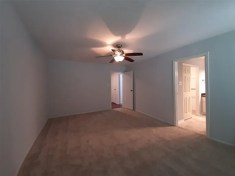 8 Fawnchase Ct — Photo 26