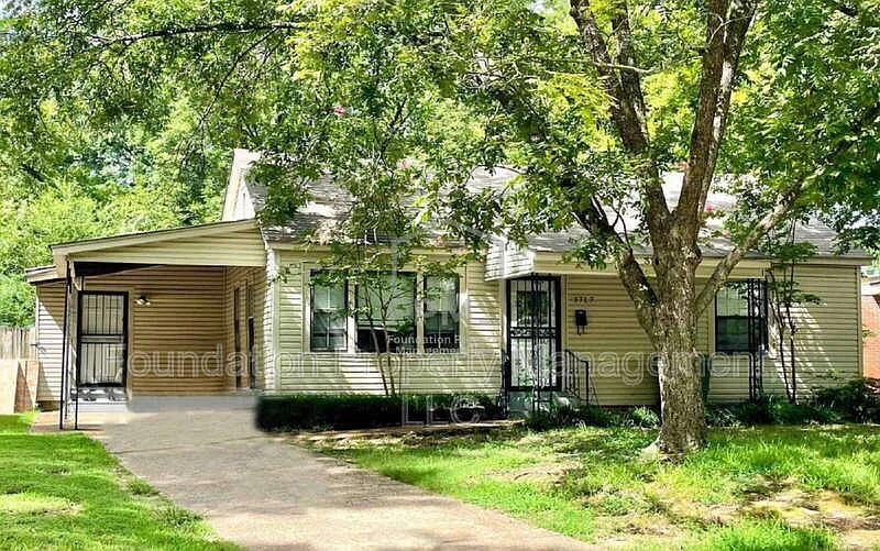 3 bed, 2.0 bath, 1628 sqft, $1,495 — Photo 1