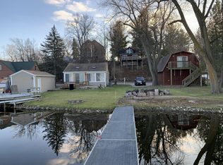 3516 S Shore Dr, Hubertus, WI 53033
