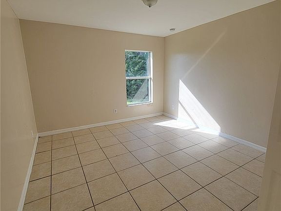 5th image of 3001 1st St SW