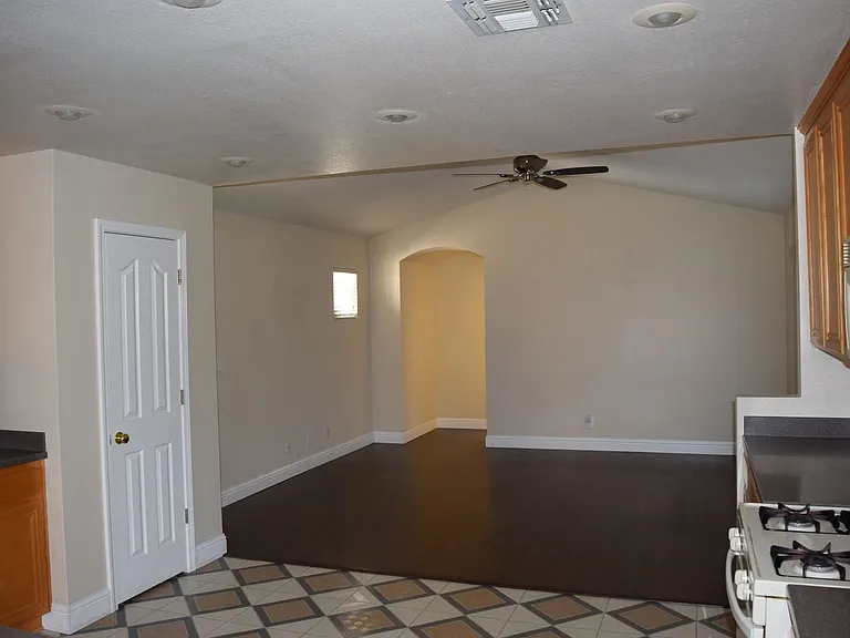1667 Green Springs Ct — Photo 3
