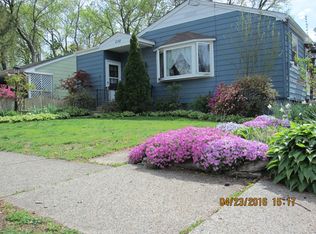 238 Edgewood Ave, Audubon, NJ 08106