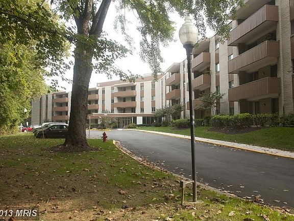 3rd image of 7505 Democracy Blvd APT A420