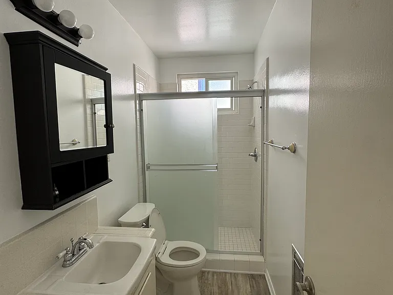 1115 Rexford Dr #3 — Photo 7