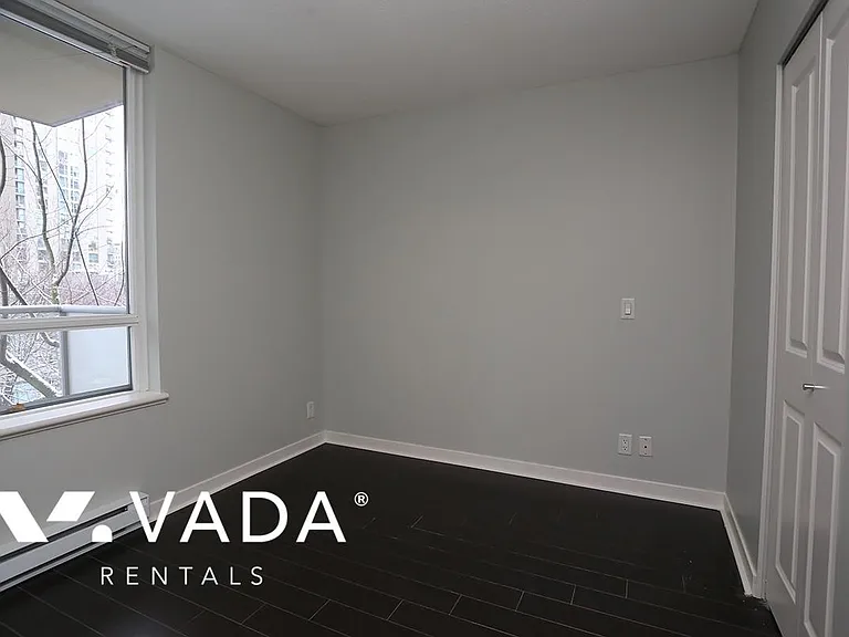 1001 Richards St #302 — Photo 10