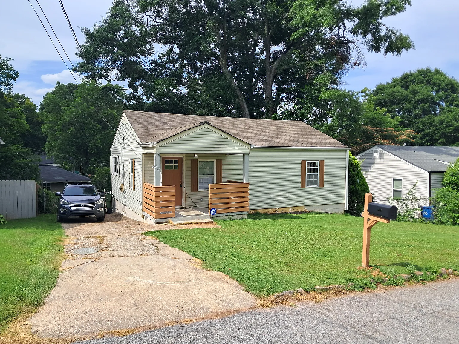 4 bed, 1684 sqft, $1,800 — Photo 1