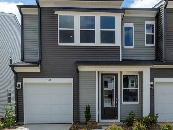 3147 Hutton Gardens Ln, Charlotte, NC 28269