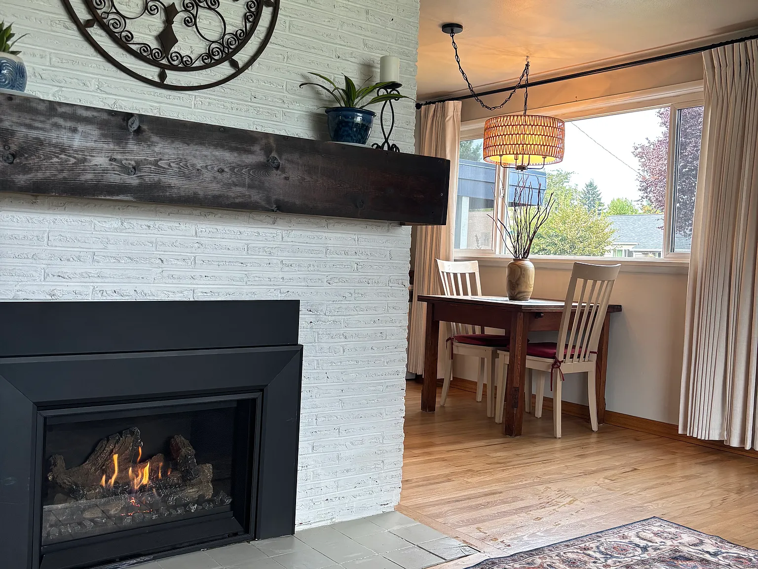 2 bed, 875 sqft, $3,000 — Photo 3