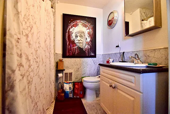 Rented by Safdie Realty Group | media 4