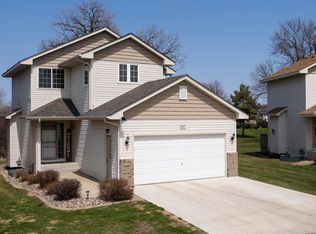 437 Lake Trl, Winsted, MN 55395