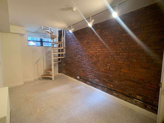 5th image of 19 Jones St APT 1