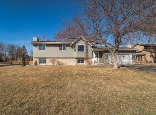 7187 Quantico Ln N, Maple Grove, MN 55311