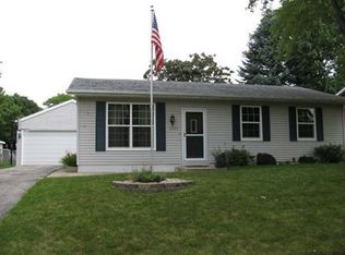 3620 Fir Tree Dr NE, Cedar Rapids, IA 52402