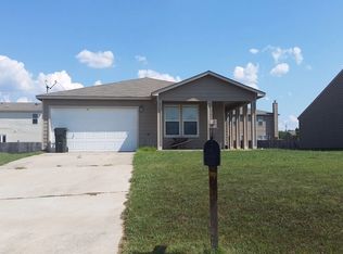 105 Coach Glen Ln, Owens Cross Roads, AL 35763
