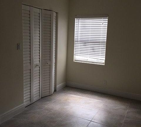 5th image of 508 57th St APT 3