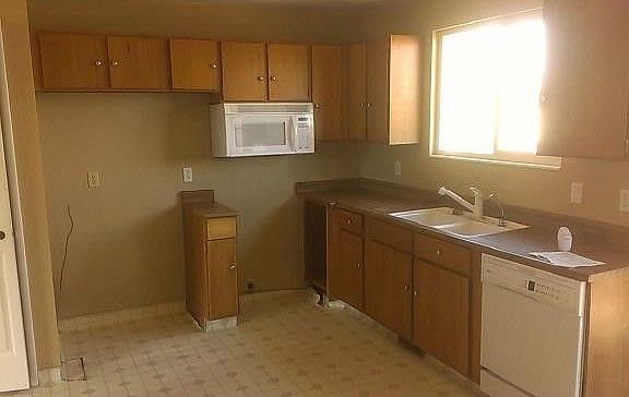 2nd image of 6021 S Woodsborough Way