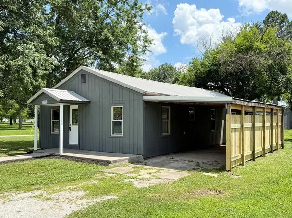 1021 E Park St, Rich Hill, MO 64779