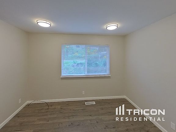 5th image of 1468 Cottman Ave
