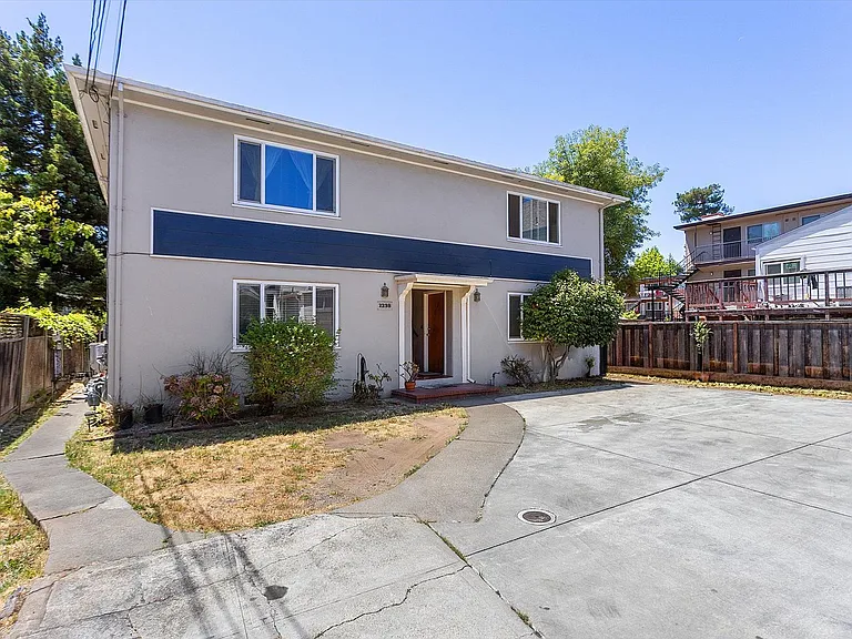 2238 Encinal Ave #C — Photo 2