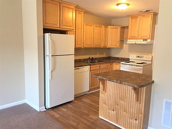5th image of 1807 Chandler Rd APT 15