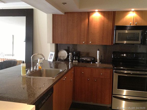 2nd image of 555 NE 15th St APT 16G