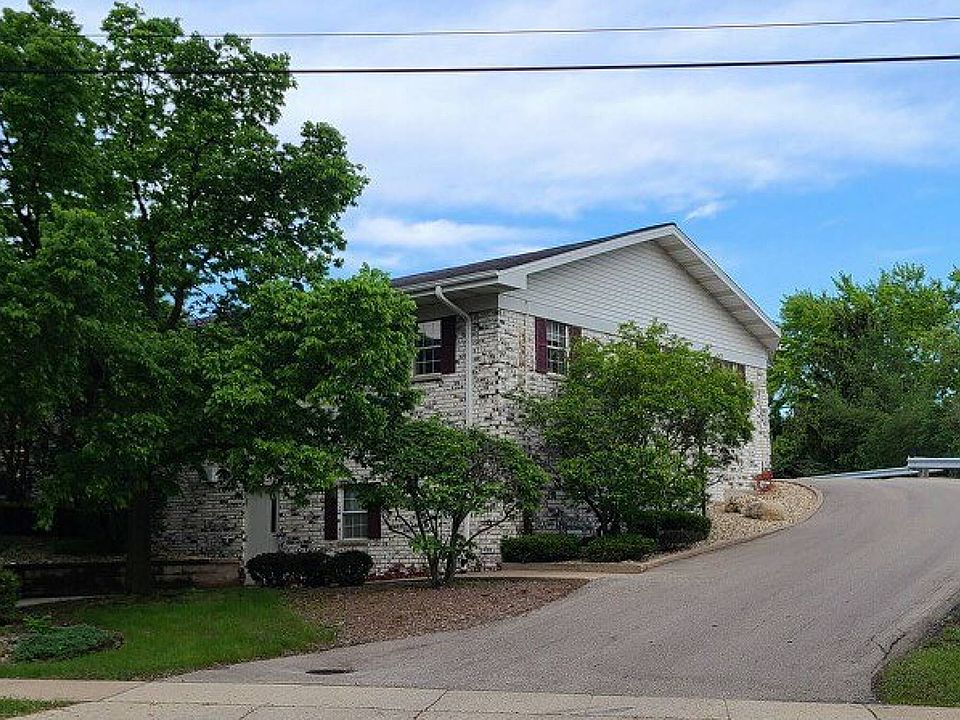 Building Photo 4