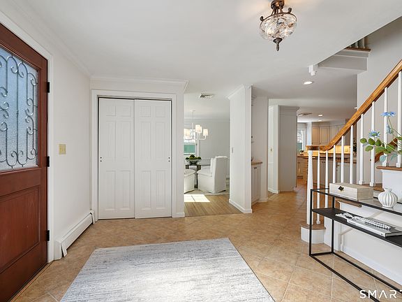 4th image of 368B Wilton Road