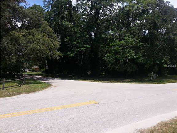 4th image of 6610 Brenda Dr