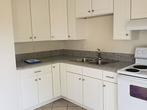 4th image of 7425 Waite Dr APT 12