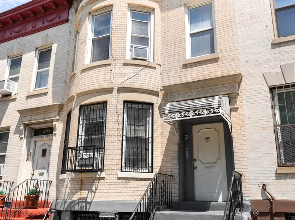 147 Schenectady Avenue image 2 of 7