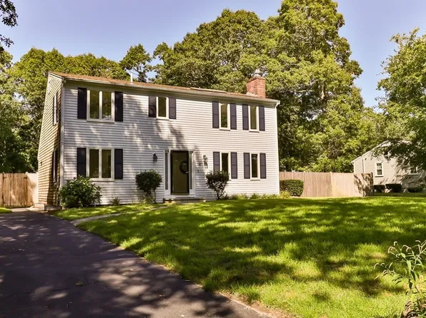 138 Lumbert Mill Rd, Barnstable, MA 02630