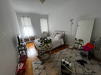 Rented by Salon Realty Corp