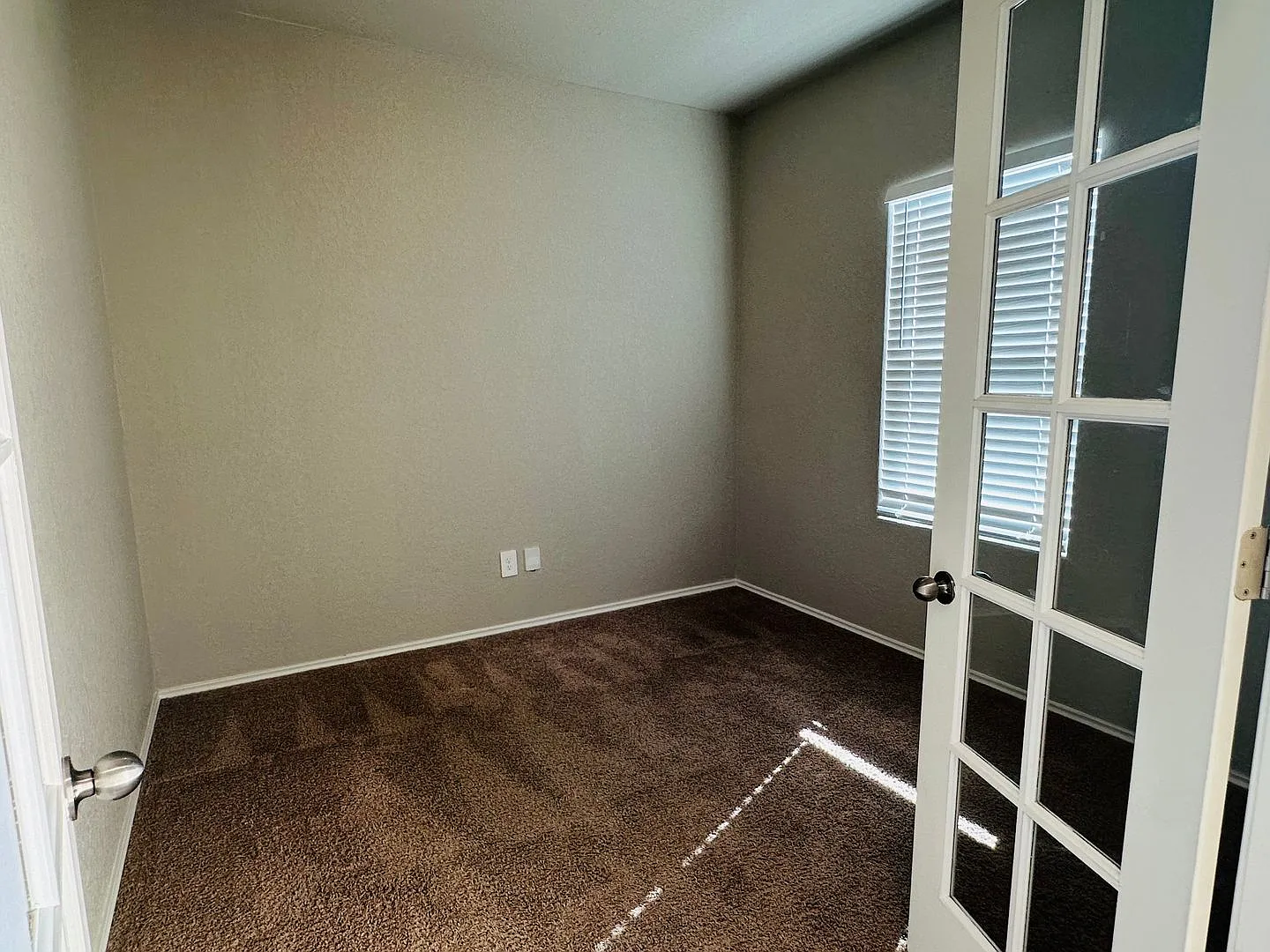 1-Story 3 Bedroom 2 Bathrooms Home in Horizon Point in Converse, TX — Photo 2
