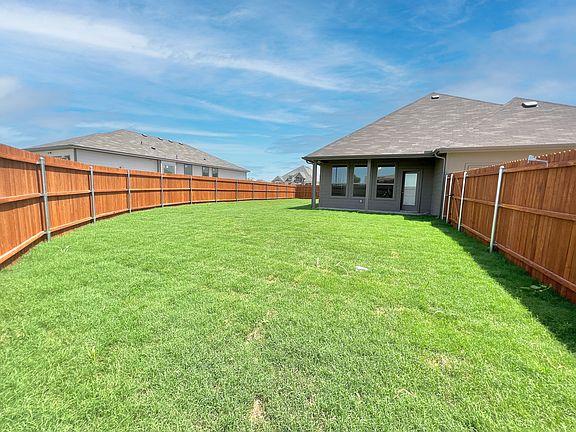 5th image of 2849 Hudson Dr