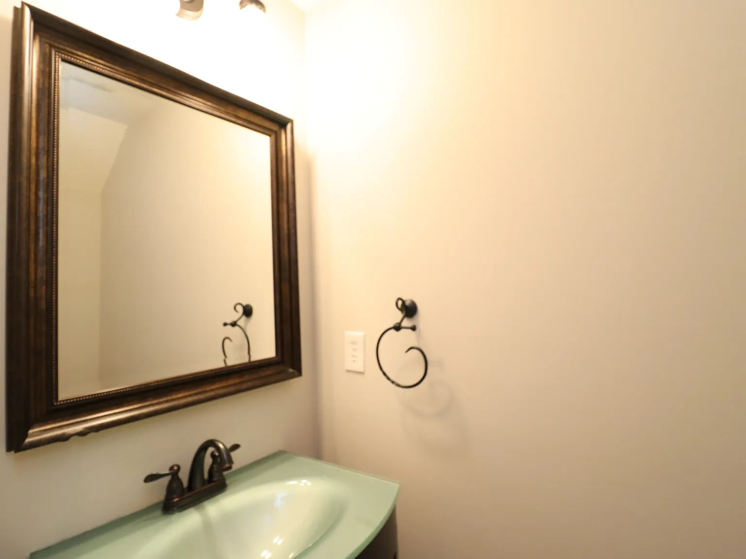 Immaculate North Raleigh Townhome Available Immediately — Photo 3