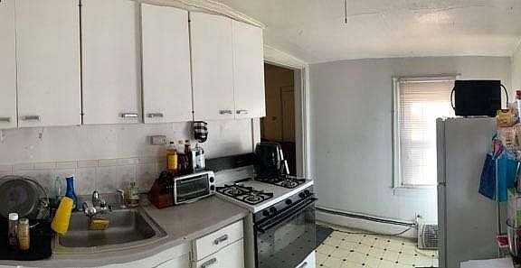 3rd image of 11 South St