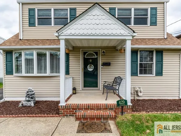 429 Edgeworth St, Middlesex, NJ 08846