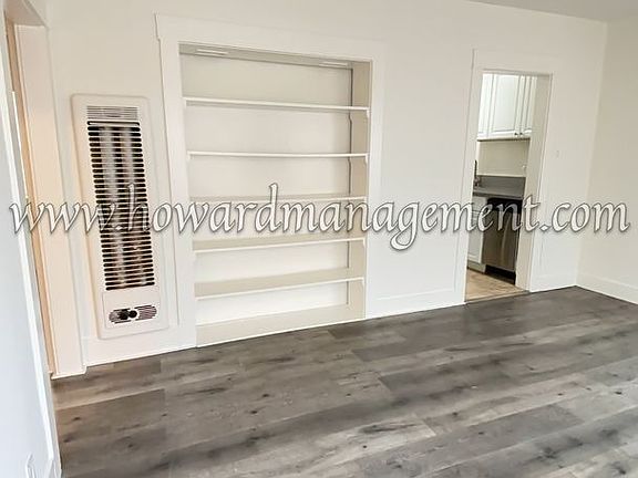 3rd image of 366-374 Walnut Ave #3725