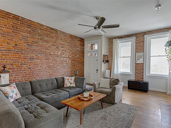 5th image of 2929 E Marshall St