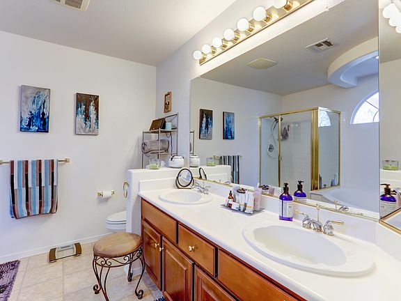 3rd image of 10074 Thunder Rapids Ct