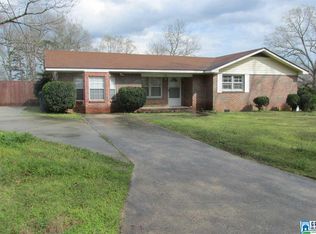 705 A St S, Oneonta, AL 35121