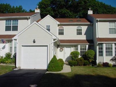 18 Iroquois Trl, Branchburg, NJ, 08876