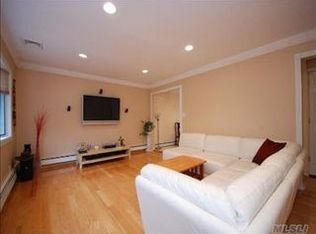 64 Hillside Ln, Syosset, NY 11791