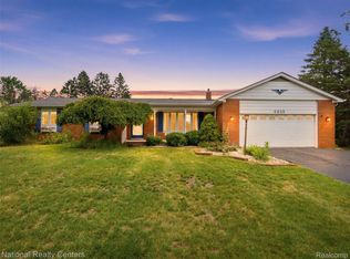 6858 Wellesley Ter, Clarkston, MI 48346